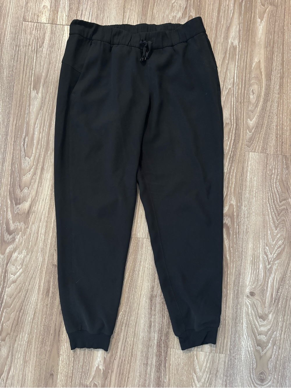 Lululemon On the Fly Jogger